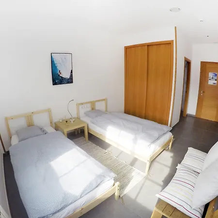 Hotell Artsurfcamp - Razo da Costa