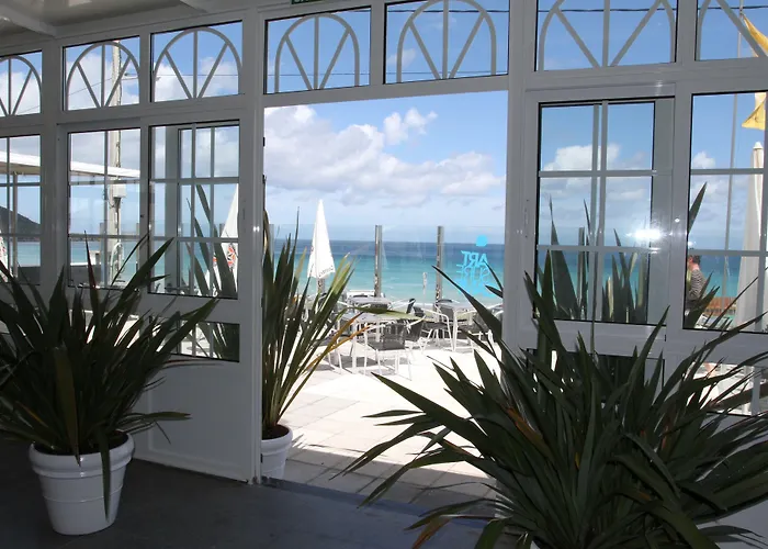 Artsurfcamp - Hotell 2*